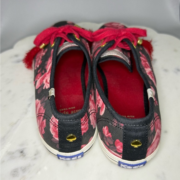 Women's Kate Spade New York Keds Floral Red Black Tassel Lace Up Sneakers Size 6 - Picture 5 of 9